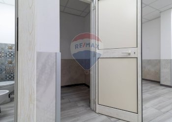 Cucina - Commercial Premises Via Di Vermicino
 
95, Roma - photo 18