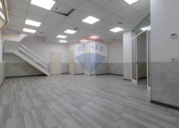 Non correlato - Commercial Premises Via Di Vermicino
 
95, Roma - photo 19