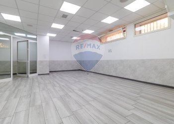 Non correlato - Commercial Premises Via Di Vermicino
 
95, Roma - photo 21