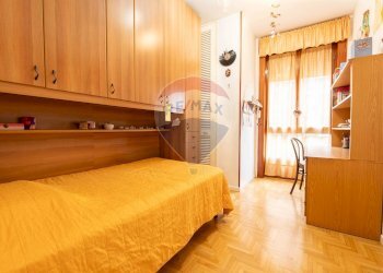 Camera / camera da letto - Trilocale Via Palmanova
 
67, Milano - foto 20