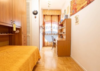 Camera / camera da letto - Trilocale Via Palmanova
 
67, Milano - foto 21