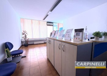 Foto 2 - Office Via Garibaldi
 
6, Desio - photo 2