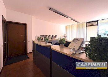 Foto 3 - Office Via Garibaldi
 
6, Desio - photo 3