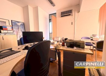 Foto 12 - Office Via Garibaldi
 
6, Desio - photo 12