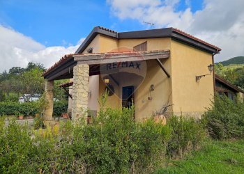 Casa all\'aperto - Villa ss 643, Polizzi Generosa - foto 1