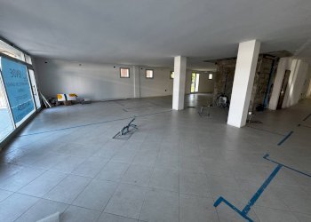 Foto 8 - Negozio Mirandola - foto 8