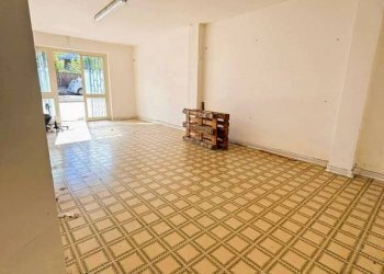 Stanza non arredata - Negozio via Santo Janni, Formia - foto 6