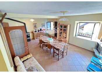 Salone - Rustic via Vittorio Veneto, 42, Aurano - photo 16