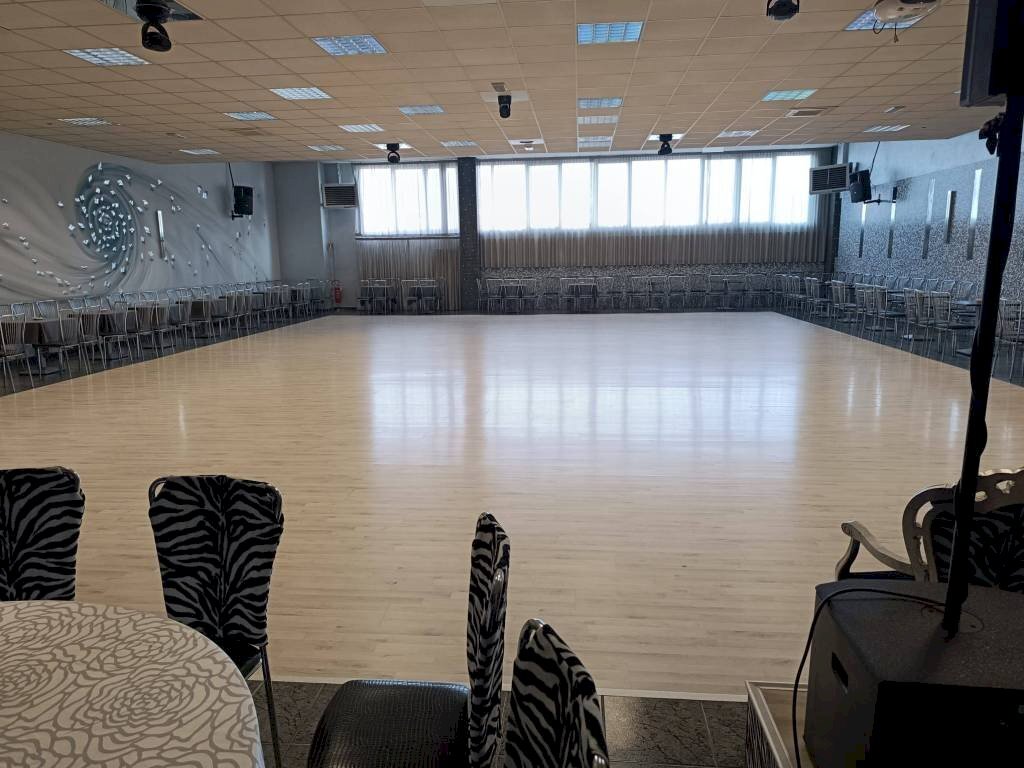 Interno non residenziale - Capannone via Varese, Gallarate - foto 1