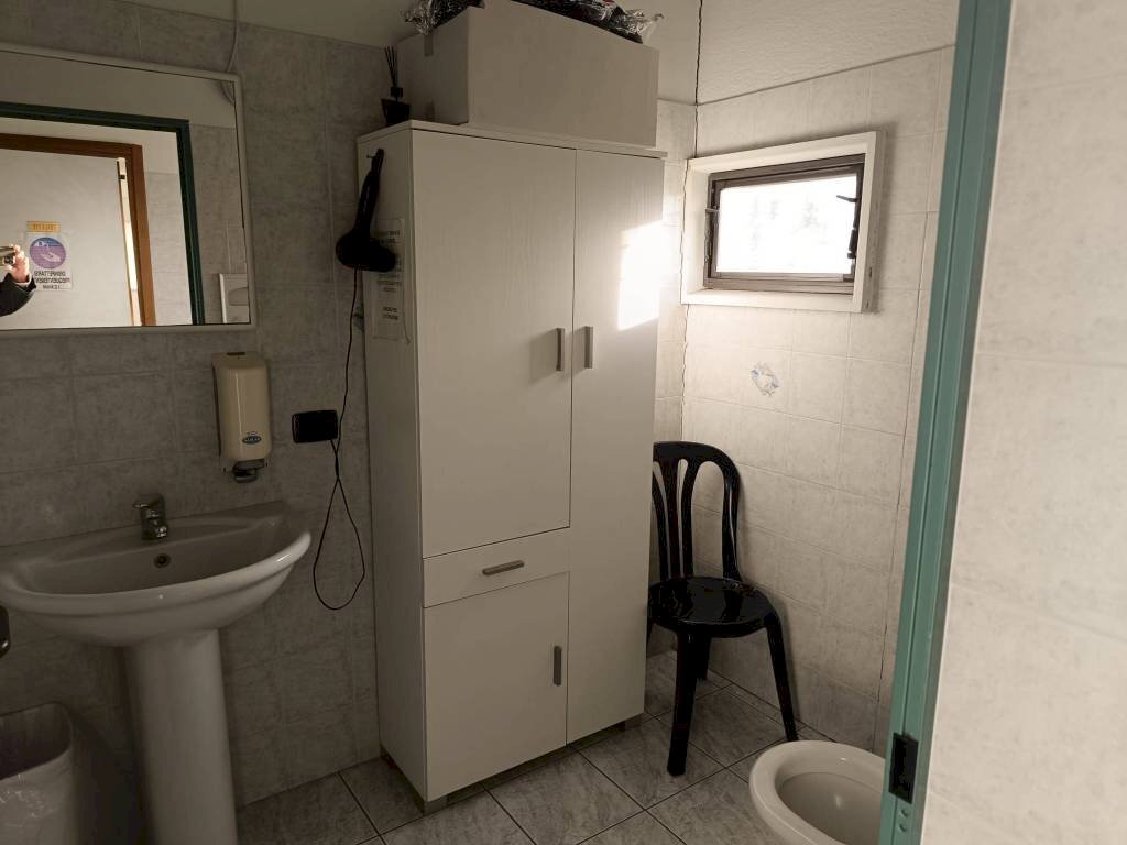 Bagno - Capannone via Varese, Gallarate - foto 3