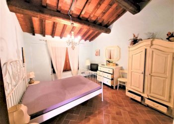 Camera da letto - Bilocale strada Provinciale dell'Ecce Homo, 13, Montaione - foto 3