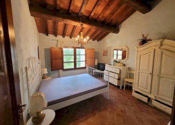 Camera da letto - Bilocale strada Provinciale dell'Ecce Homo, 13, Montaione - foto 8