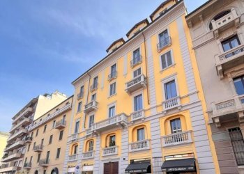 Facciata - Bilocale via Olona, 11, Milano (zona San Vittore) - foto 1