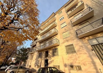 Facciata - Three-room apartment viale Eloisia Barbaroux, 25, Carmagnola - photo 2