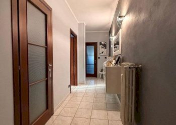 Ingresso - Trilocale viale Eloisia Barbaroux, 25, Carmagnola - foto 5