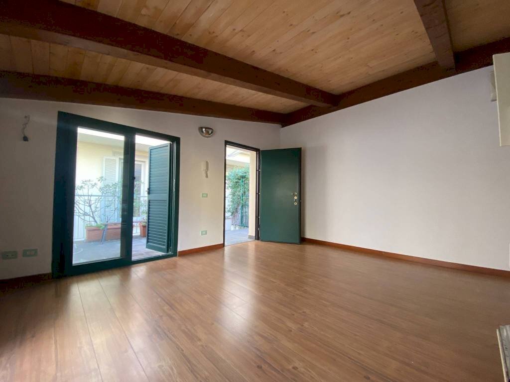 Cucina - Bilocale via Andrea Solari, 6, Milano - foto 3