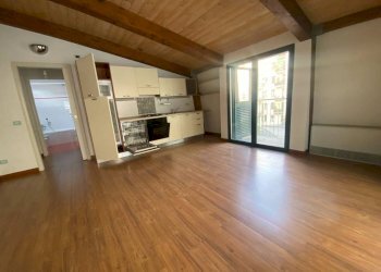 Cucina - Bilocale via Andrea Solari, 6, Milano - foto 2