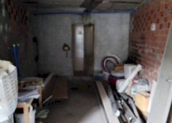 Box auto - Appartamento via Berbenno, 228, Berbenno di Valtellina - foto 9