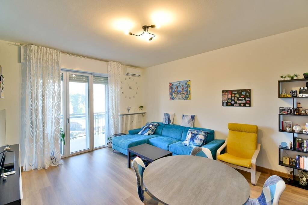 Camera da letto - Trilocale via Dante Alighieri, 28, Lurago d'Erba - foto 2