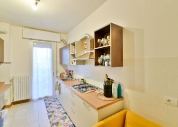 Cucina - Trilocale via Dante Alighieri, 28, Lurago d'Erba - foto 10