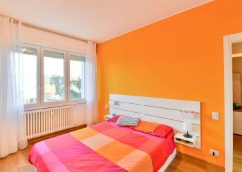 Camera da letto - Trilocale via Dante Alighieri, 28, Lurago d'Erba - foto 13