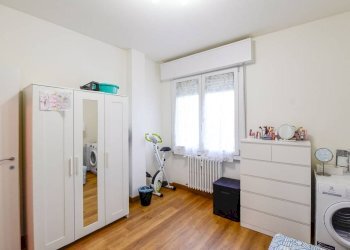 Camera da letto - Trilocale via Dante Alighieri, 28, Lurago d'Erba - foto 17