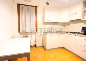 IMG_0007-001.JPG - Appartamento Viale X Martiri, Vicenza - foto 5