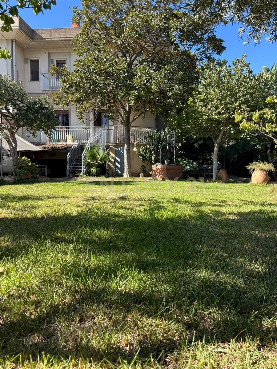 1.jpg - Villa Via San Sofia 71, Catania - foto 1