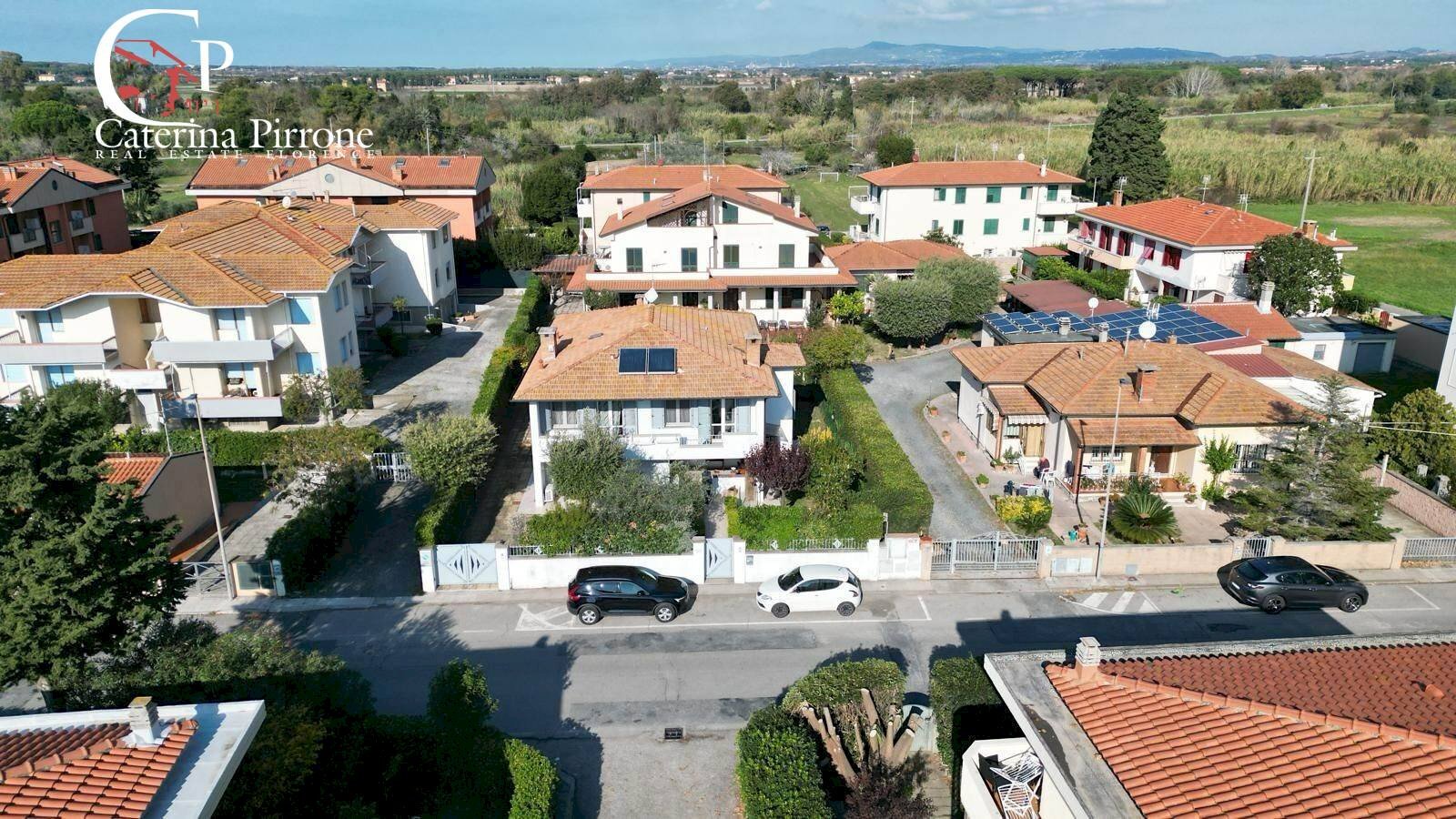 Foto 3 - Villa via Carlo Ginori
 
10, Cecina - foto 3