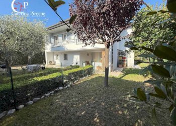 Foto 13 - Villa via Carlo Ginori
 
10, Cecina - foto 13