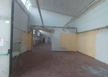 Magazzino - Shed via Umbria, Carpi - photo 5