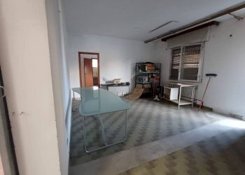 Stanza non arredata - Shed via Umbria, Carpi - photo 9