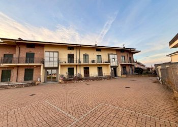 Facciata - Quadrilocale via Racconigi, 48, Casalgrasso - foto 2