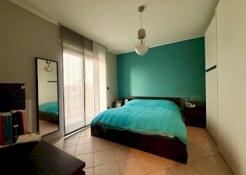 Camera da letto - Quadrilocale via Racconigi, 48, Casalgrasso - foto 11