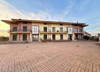 Facciata - Quadrilocale via Racconigi, 48, Casalgrasso - foto 30