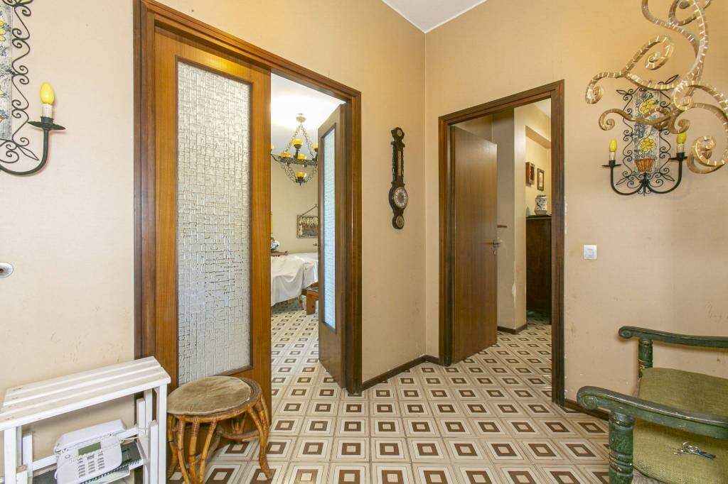 Corridoio - Trilocale via Santa Barbara, 139, Nettuno - foto 2