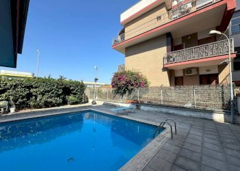 Piscina - Three-room apartment via Santa Barbara, 139, Nettuno - photo 35