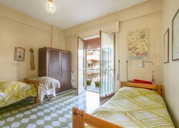 Camera da letto - Trilocale via Santa Barbara, 139, Nettuno - foto 18