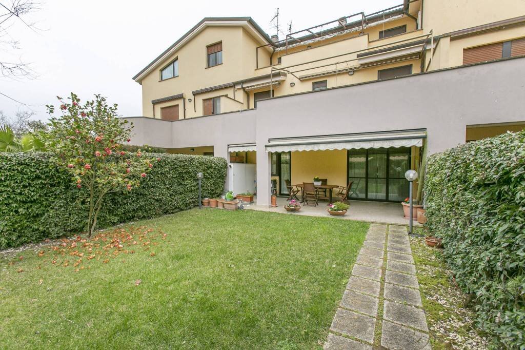 Giardino - Villa via dei Mughetti, 7, Nettuno - foto 2