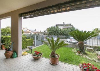 Veranda - Villa via dei Mughetti, 7, Nettuno - foto 5