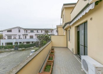 Balcone - Villa via dei Mughetti, 7, Nettuno - foto 35