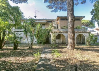 Giardino - Villa vicolo Roma, 1, Anzio - foto 2