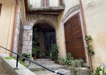 Facciata - Quadrilocale vicolo Bono, Sonnino - foto 45