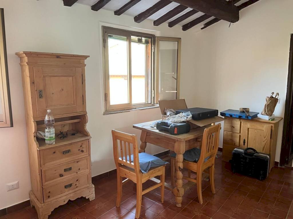 Salone - Two-room apartment piazza de' Renzi, 13, Roma (neighborhood Trastevere) - photo 3