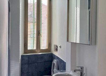 Bagno - Two-room apartment piazza de' Renzi, 13, Roma (neighborhood Trastevere) - photo 10