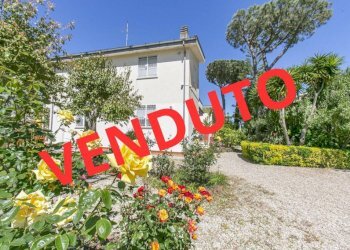 Facciata - Villa via dei Ciclopi, 7, Anzio - foto 1