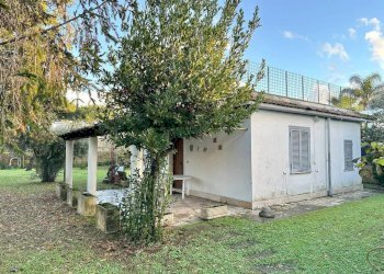 Giardino - Villa via Casal di Claudia, 142, Anzio - photo 1