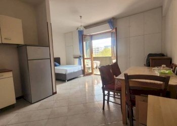 Cucina - Monolocale via Fratelli Bandiera, 29, Pomezia - foto 11