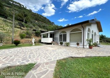 02.jpg - Villa Via Giovan Pietro Vitali, Massa - foto 2