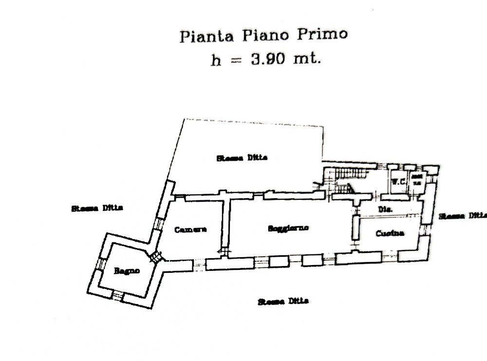 Four-room apartment Via Vicolo Castello, 1, Envie - floor plans 1